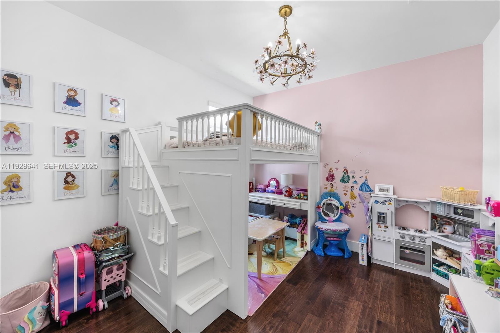 VINTAGE ESTATES - Residential Lease