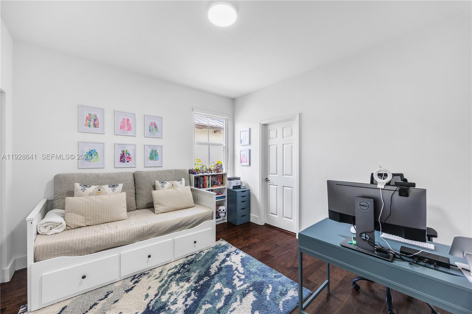 VINTAGE ESTATES - Residential Lease