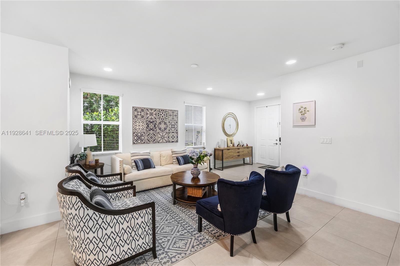 VINTAGE ESTATES - Residential Lease