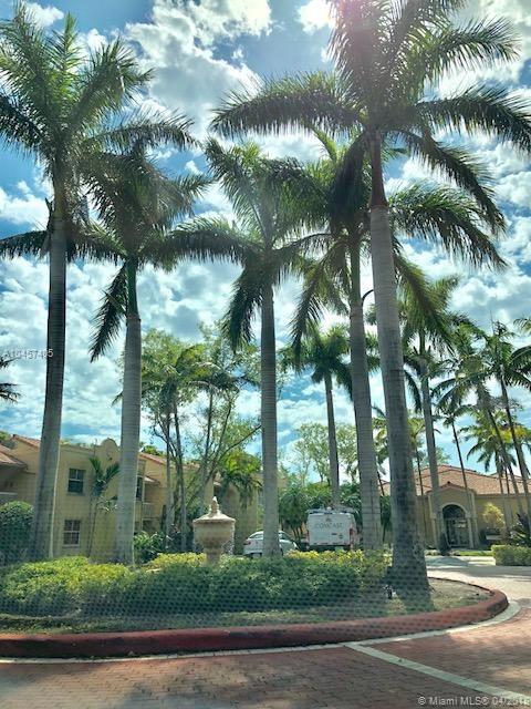 THE GREENS AT DORAL CONDO - Residential Lease