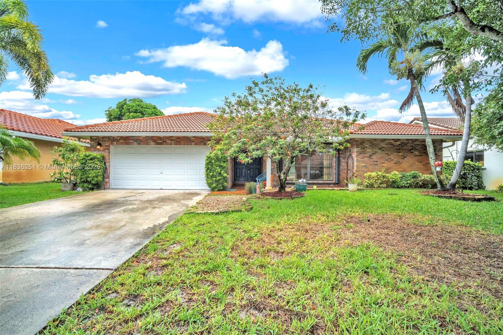 7222 NW 42nd St