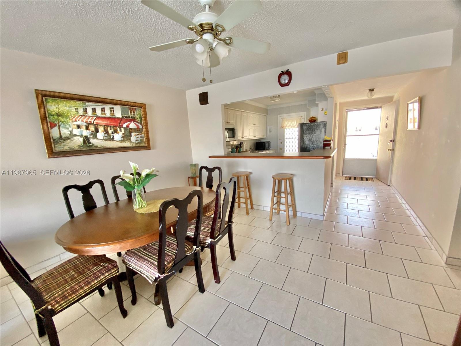 PARK LAYNE TOWERS CONDO - Residential Lease