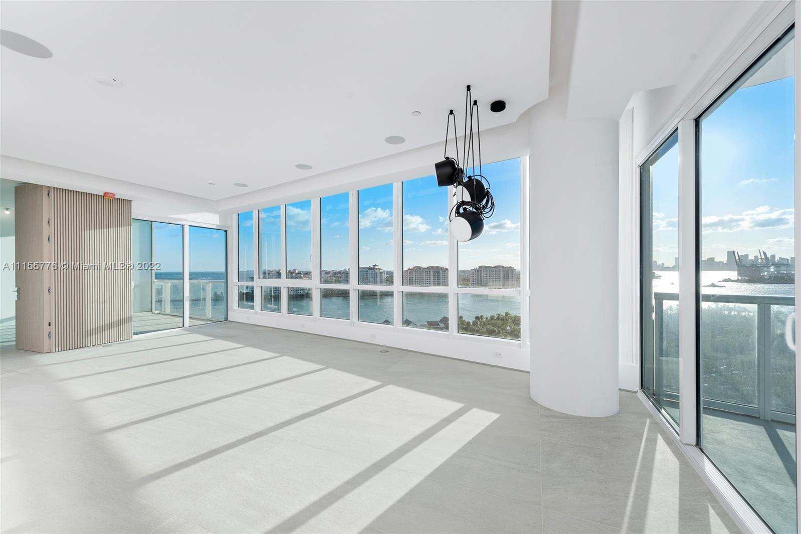 CONTINUUM ON SOUTH BEACH - Residential