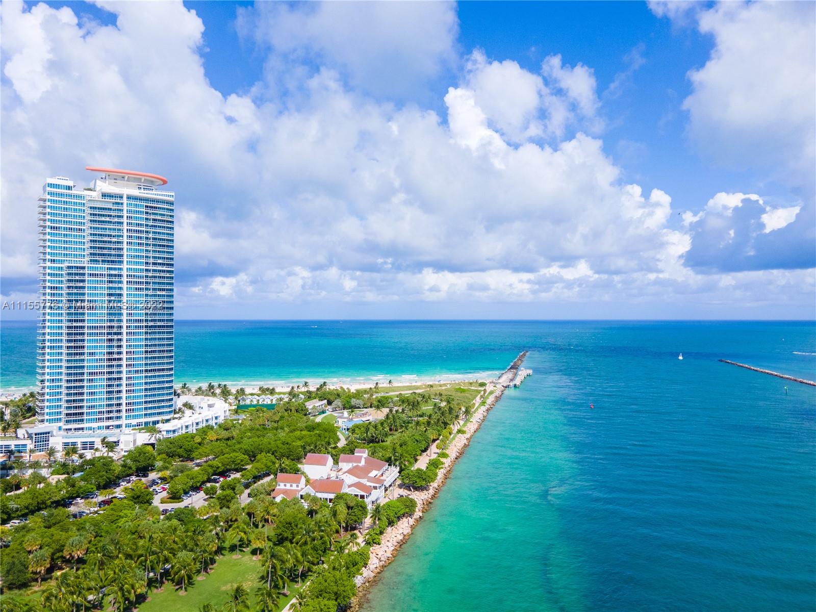 CONTINUUM ON SOUTH BEACH - Residential