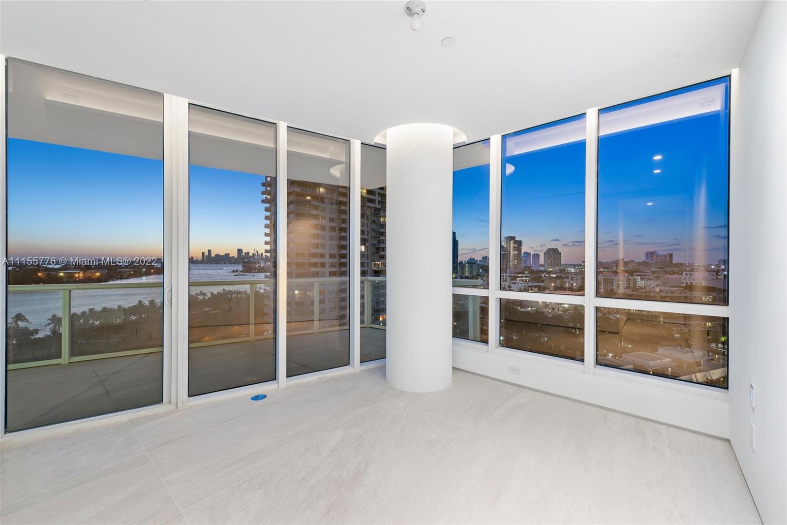 CONTINUUM ON SOUTH BEACH - Residential