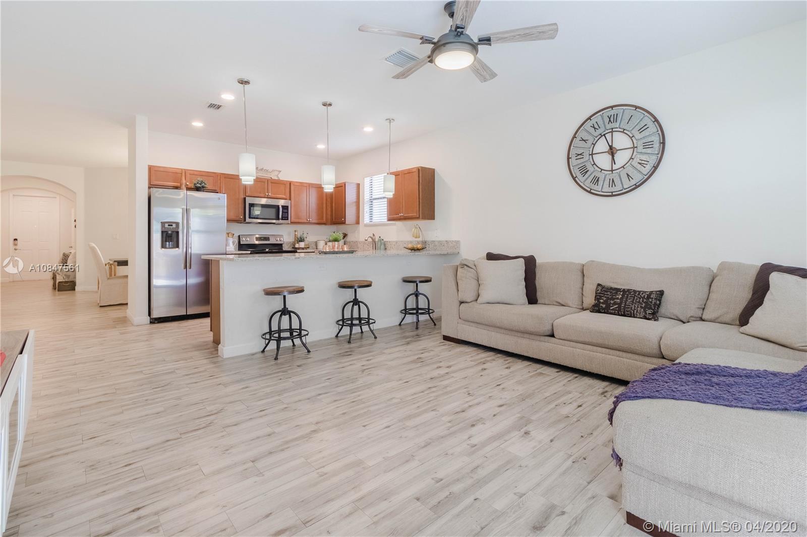 SILVER PALM EAST SEC FIVE - Residential