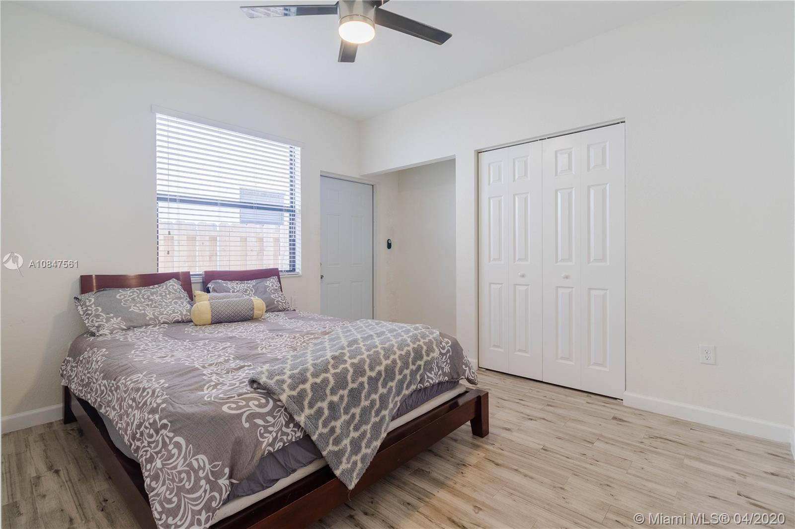 SILVER PALM EAST SEC FIVE - Residential