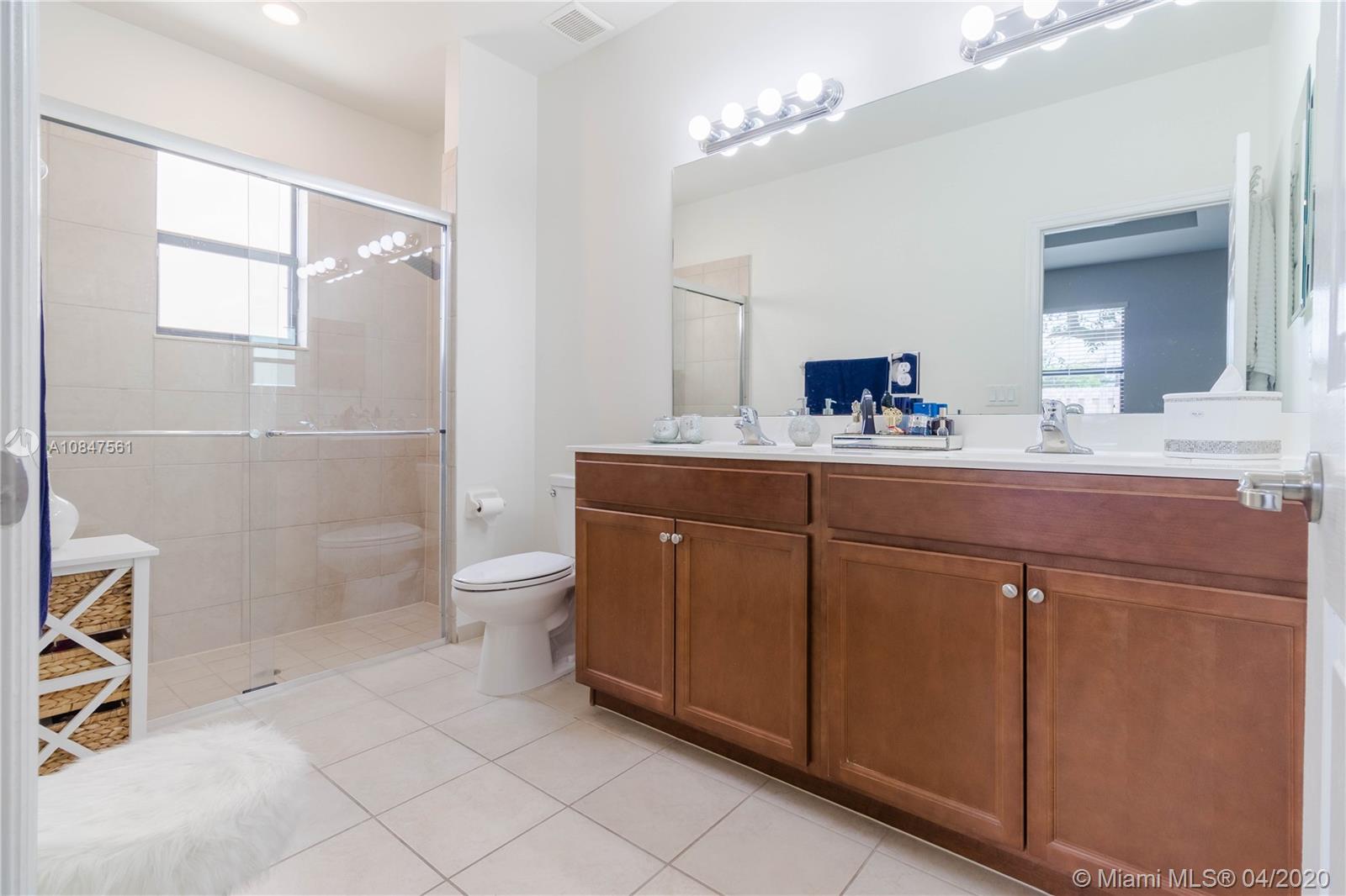 SILVER PALM EAST SEC FIVE - Residential