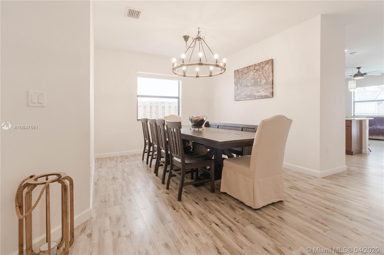 SILVER PALM EAST SEC FIVE - Residential