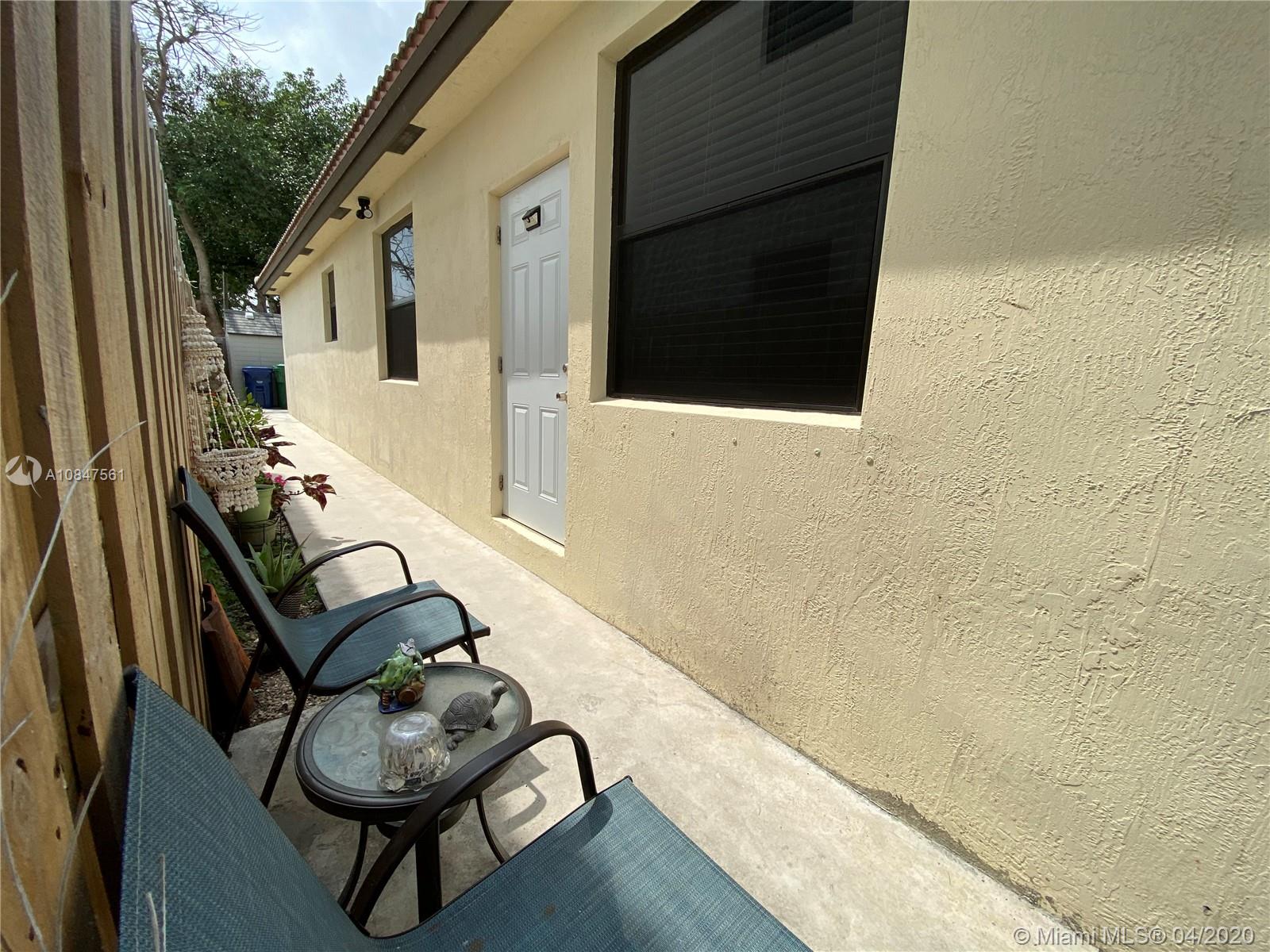 SILVER PALM EAST SEC FIVE - Residential