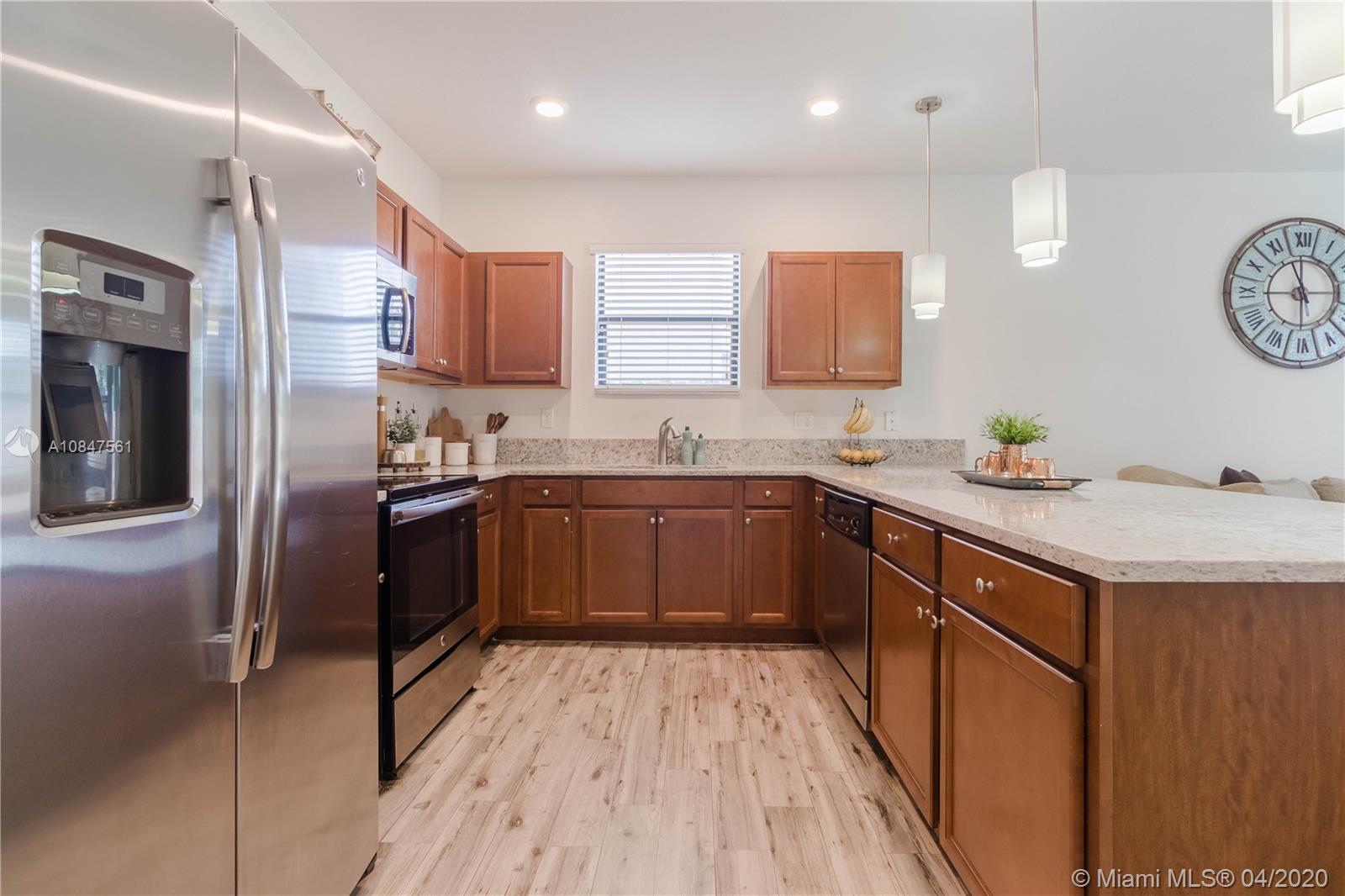 SILVER PALM EAST SEC FIVE - Residential