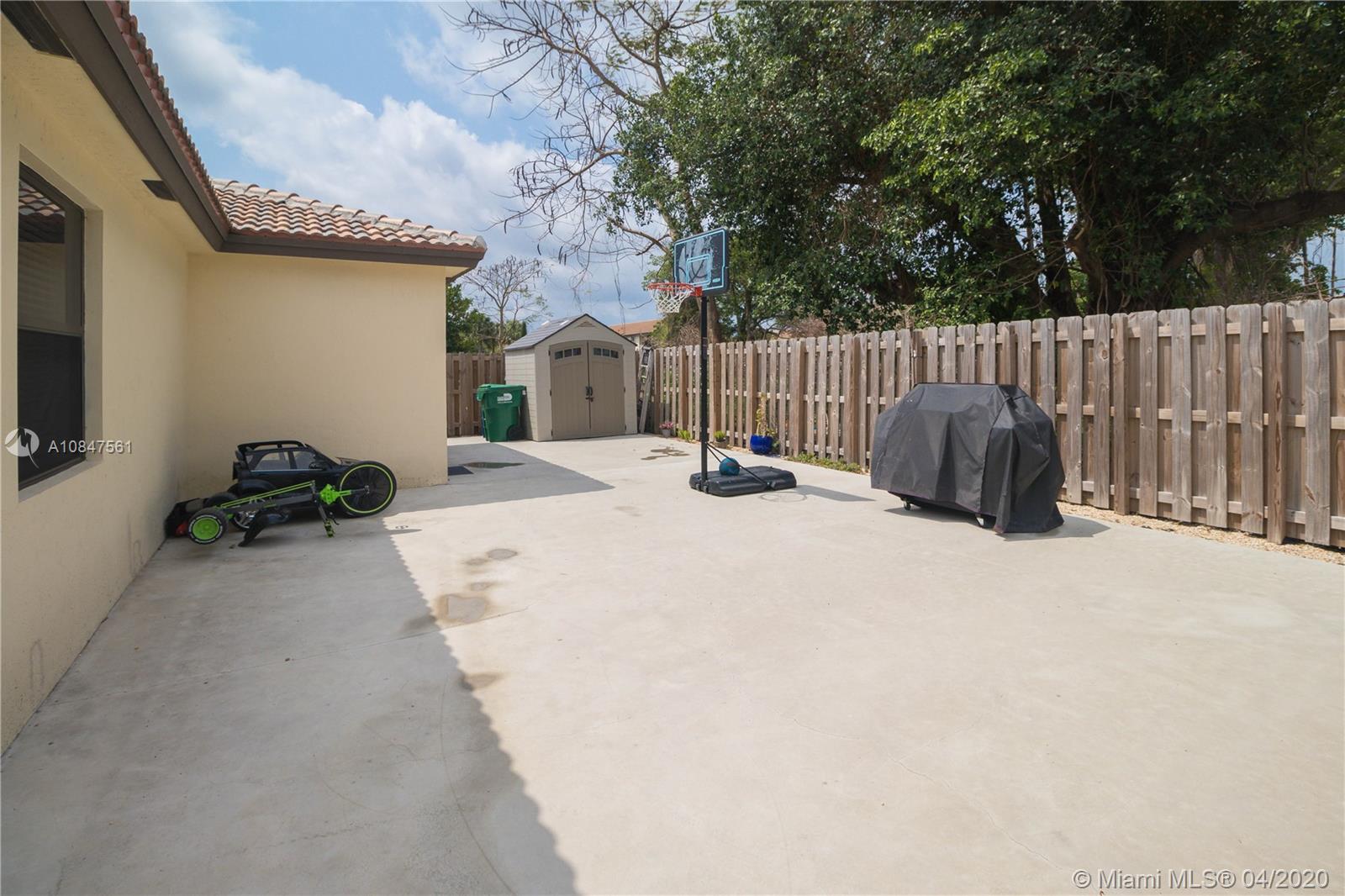 SILVER PALM EAST SEC FIVE - Residential
