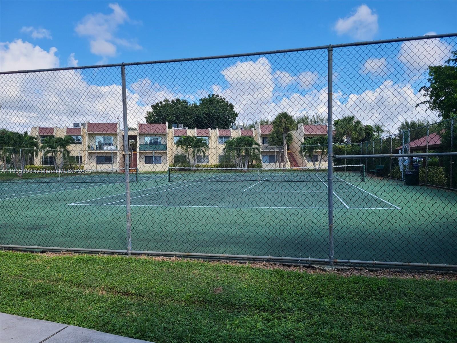 RESIDENCES @ THE FALLS CO - Residential Lease