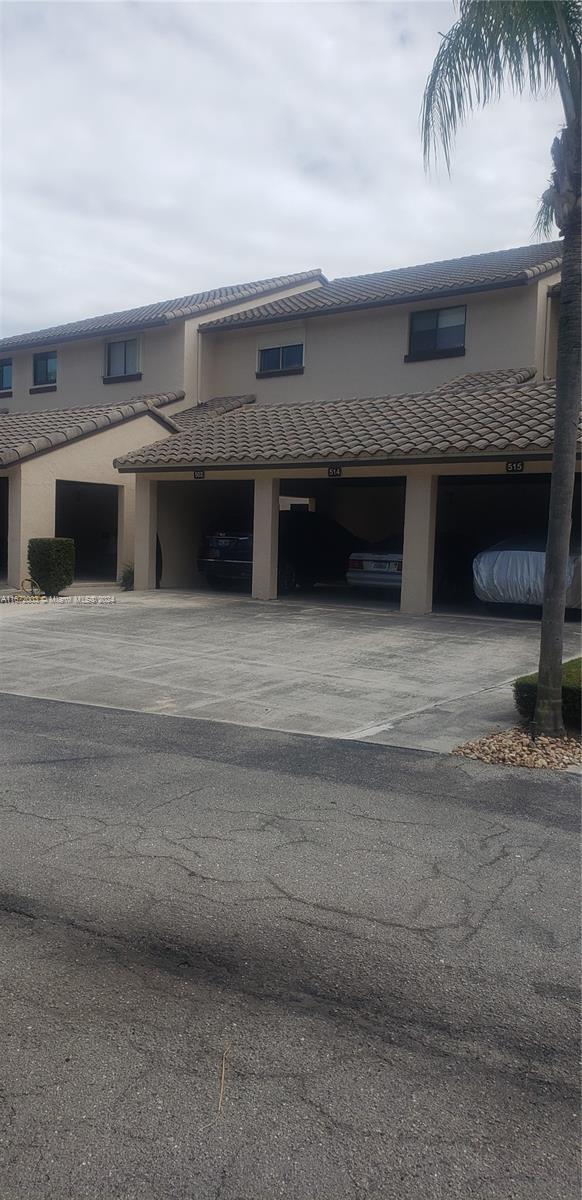CAPTAINS WALK CONDO - Residential Lease