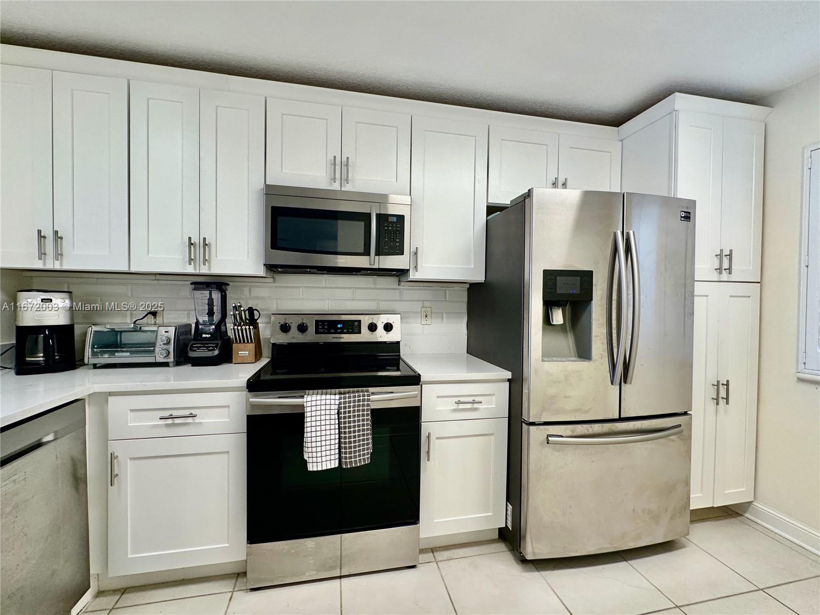 CAPTAINS WALK CONDO - Residential Lease