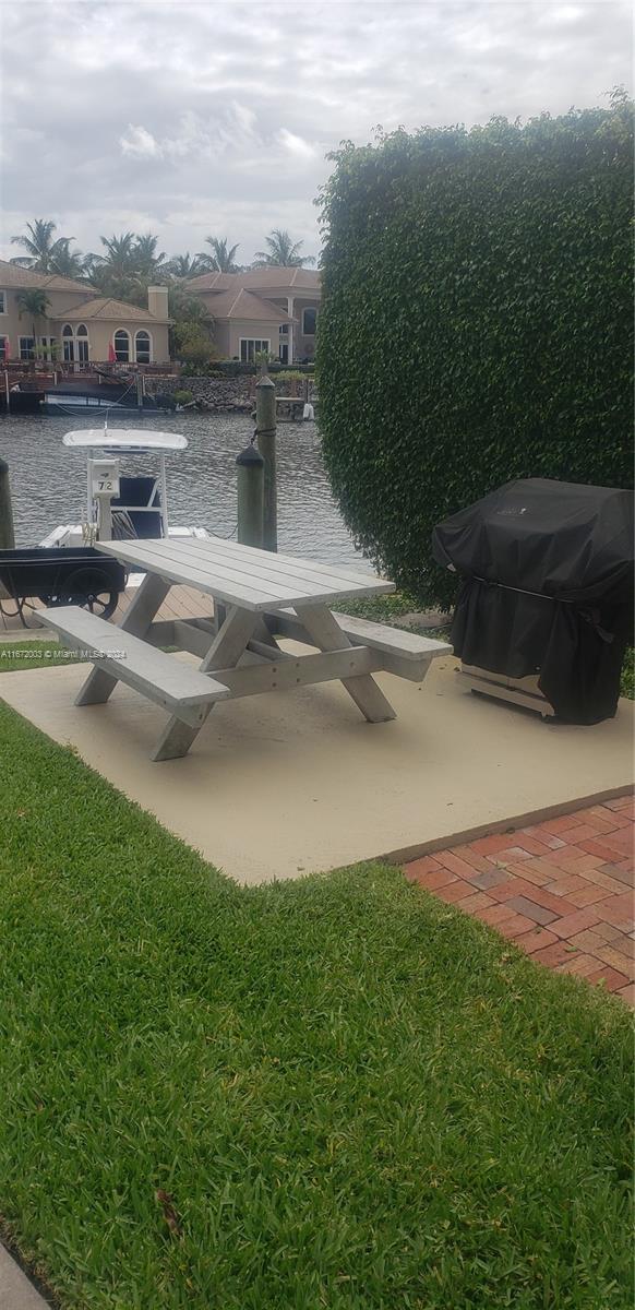 CAPTAINS WALK CONDO - Residential Lease