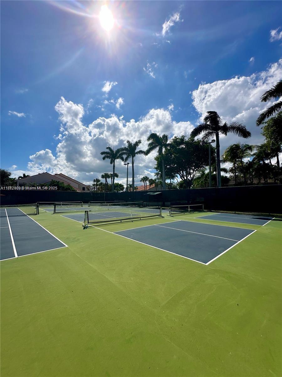 CAPTAINS WALK CONDO - Residential Lease