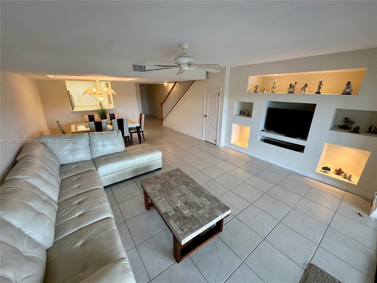 CAPTAINS WALK CONDO - Residential Lease