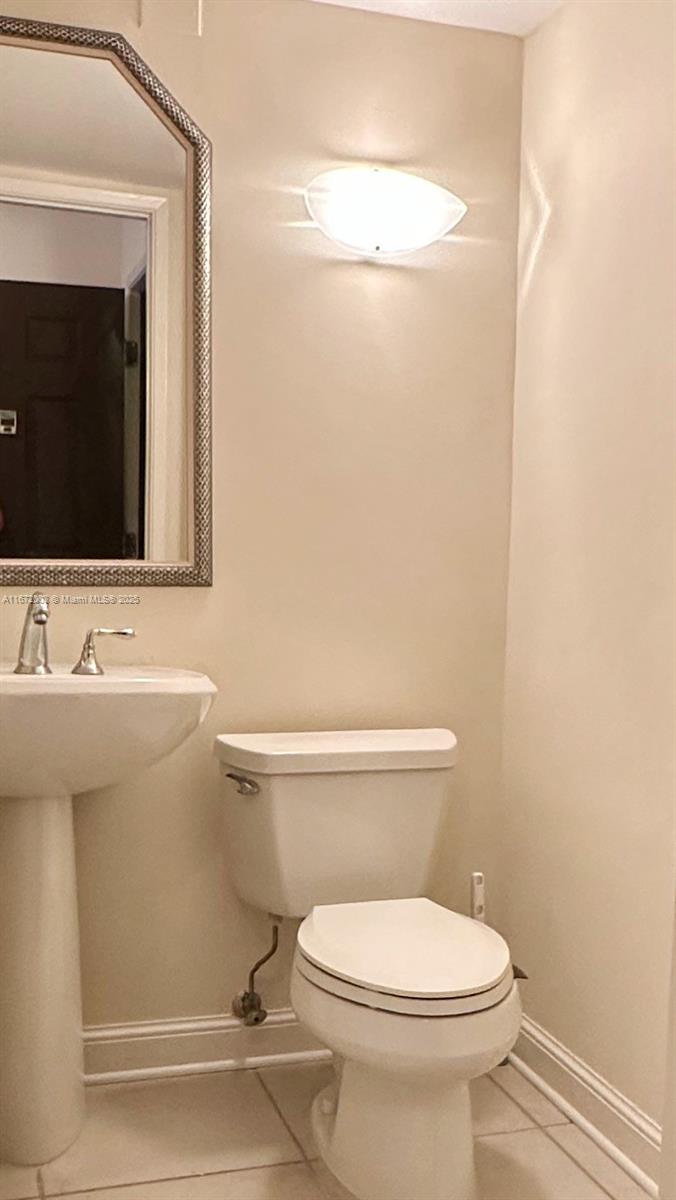 CAPTAINS WALK CONDO - Residential Lease