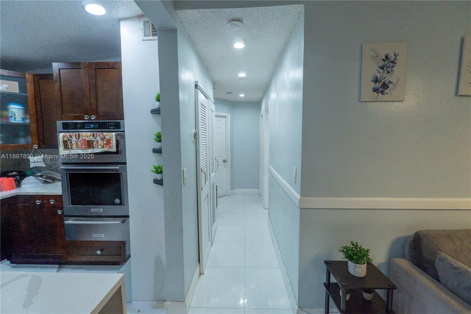 LAKE FOREST SEC 2 - Residential