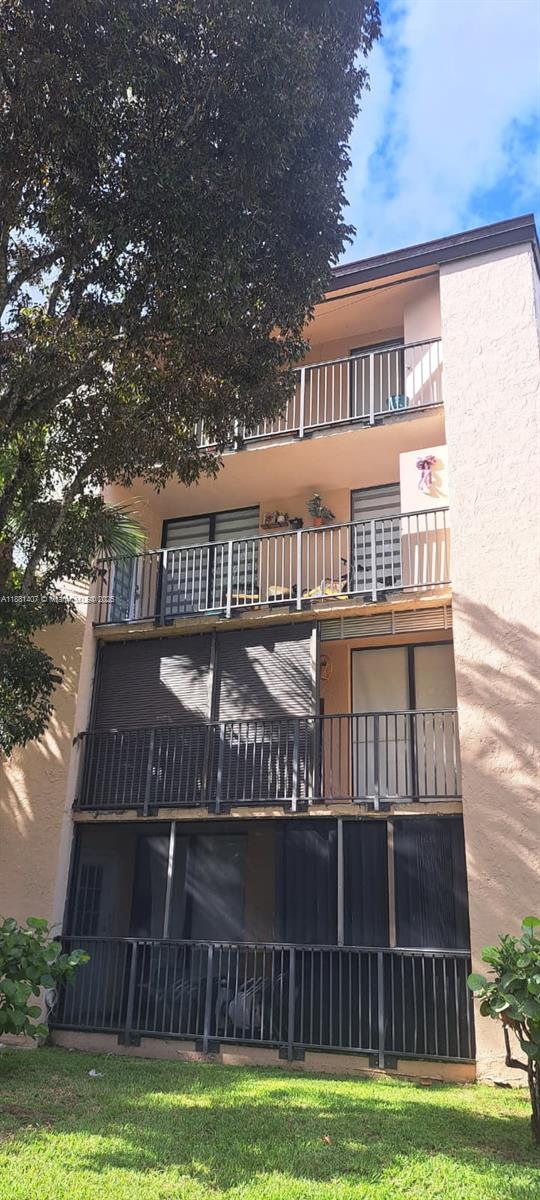 PROMENADE AT KENDALE LAKE - Residential