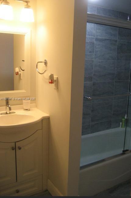 PROMENADE AT KENDALE LAKE - Residential