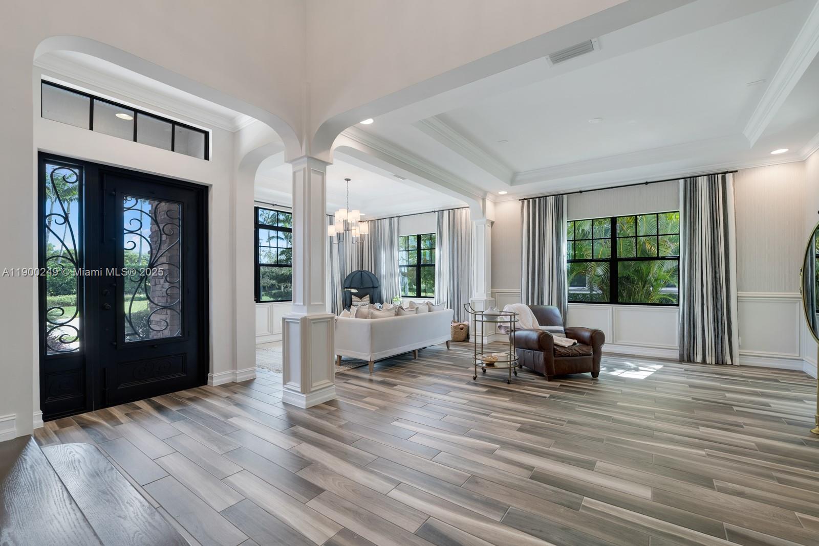 8445 E Watercrest Cir E