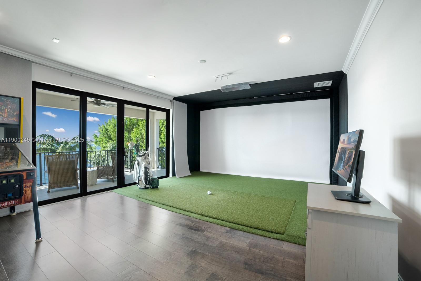 BRUSCHI PROPERTY - Residential