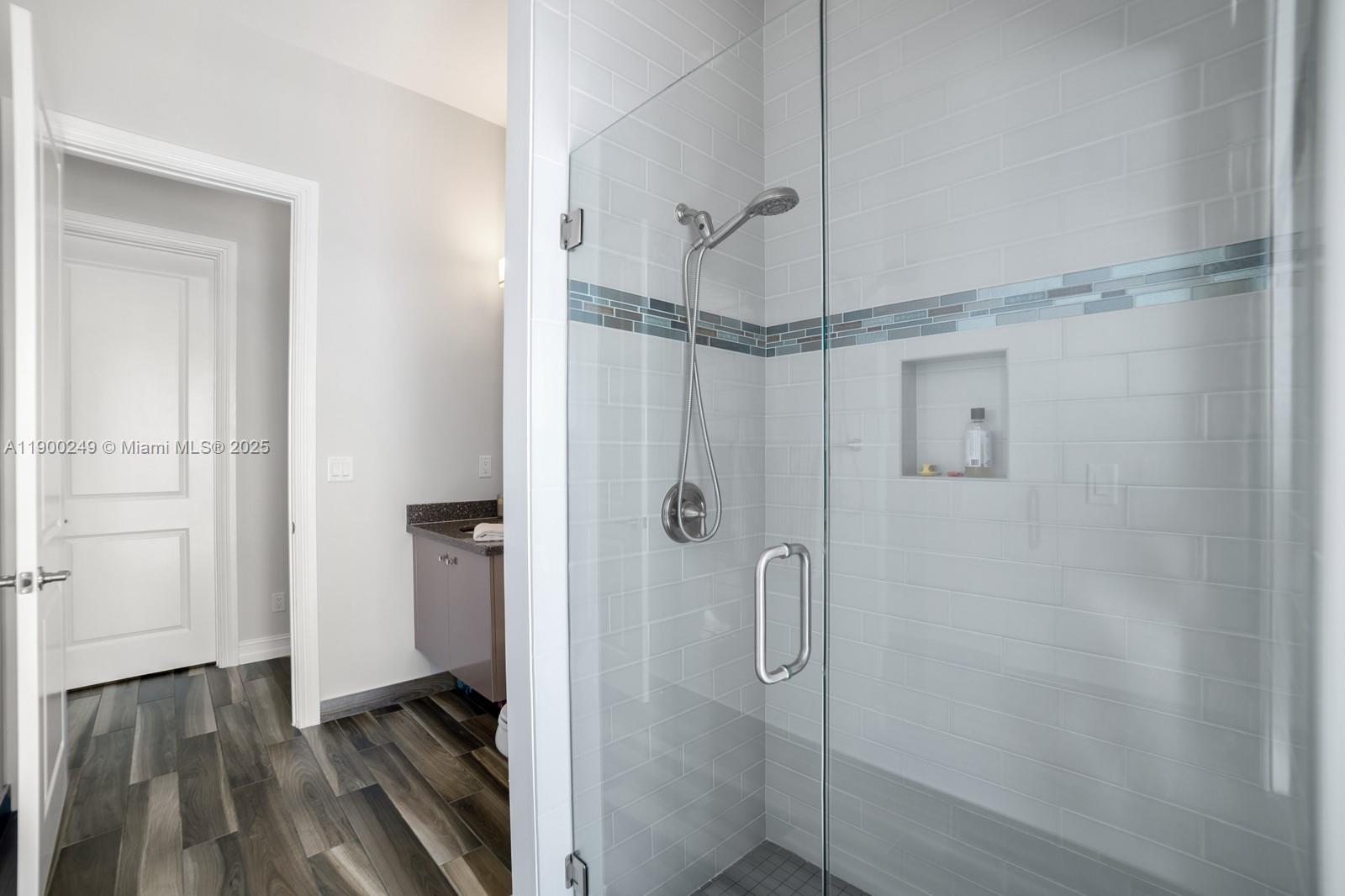 BRUSCHI PROPERTY - Residential