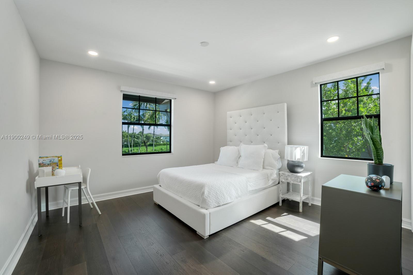 BRUSCHI PROPERTY - Residential