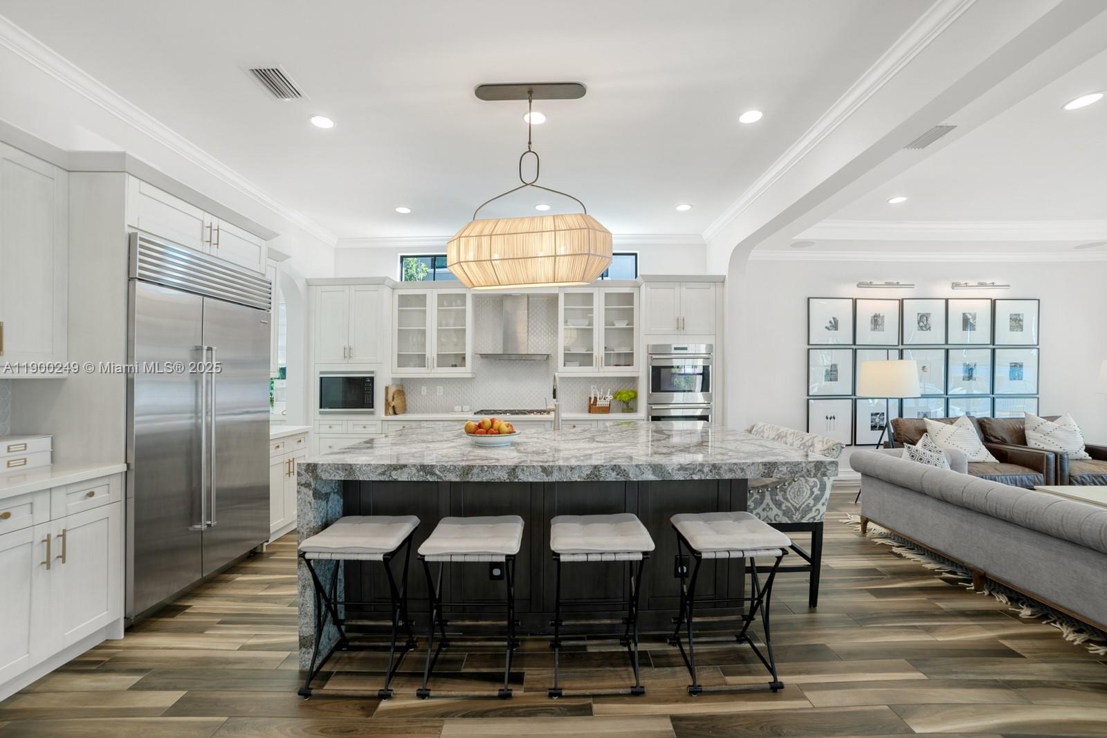 BRUSCHI PROPERTY - Residential