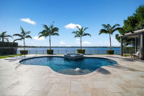 8445 E Watercrest Cir E Parkland FL 33076