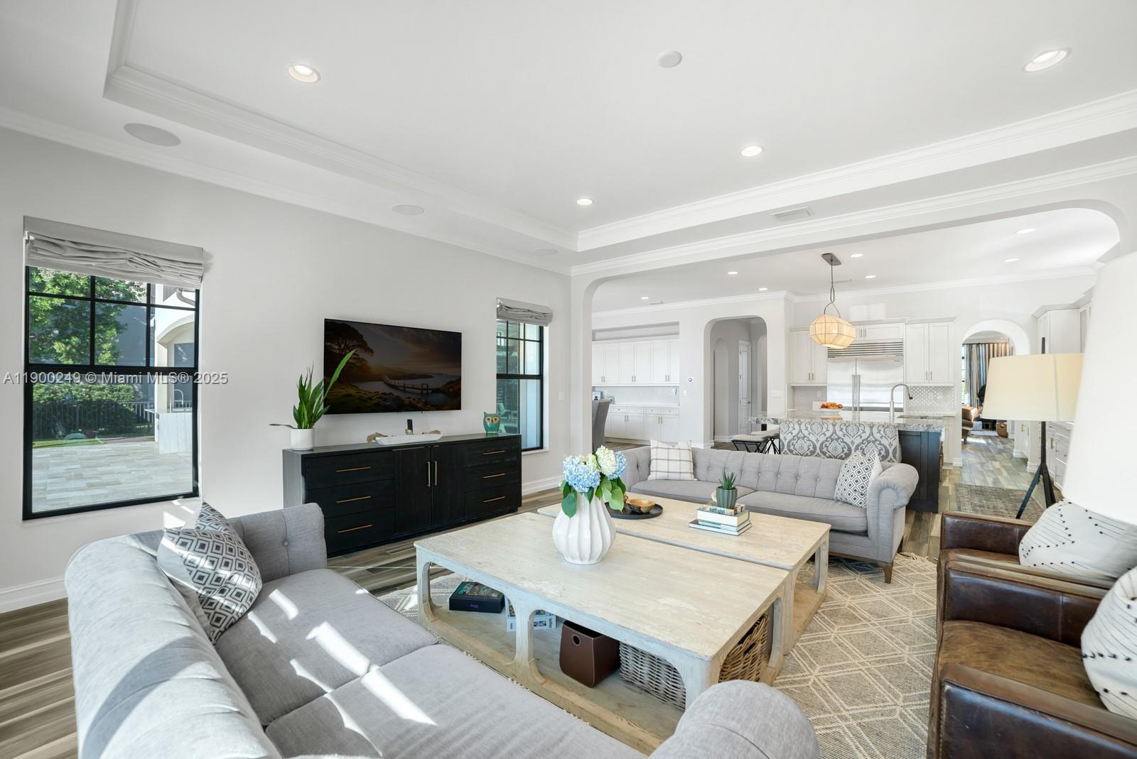 BRUSCHI PROPERTY - Residential