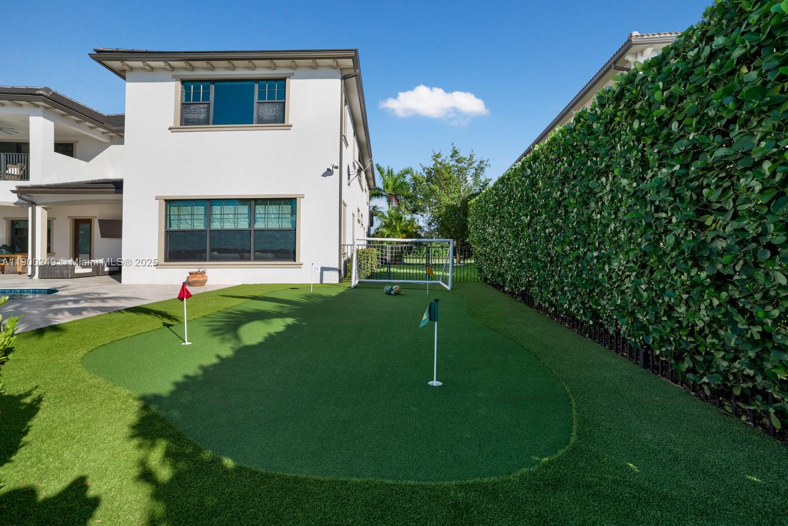 BRUSCHI PROPERTY - Residential