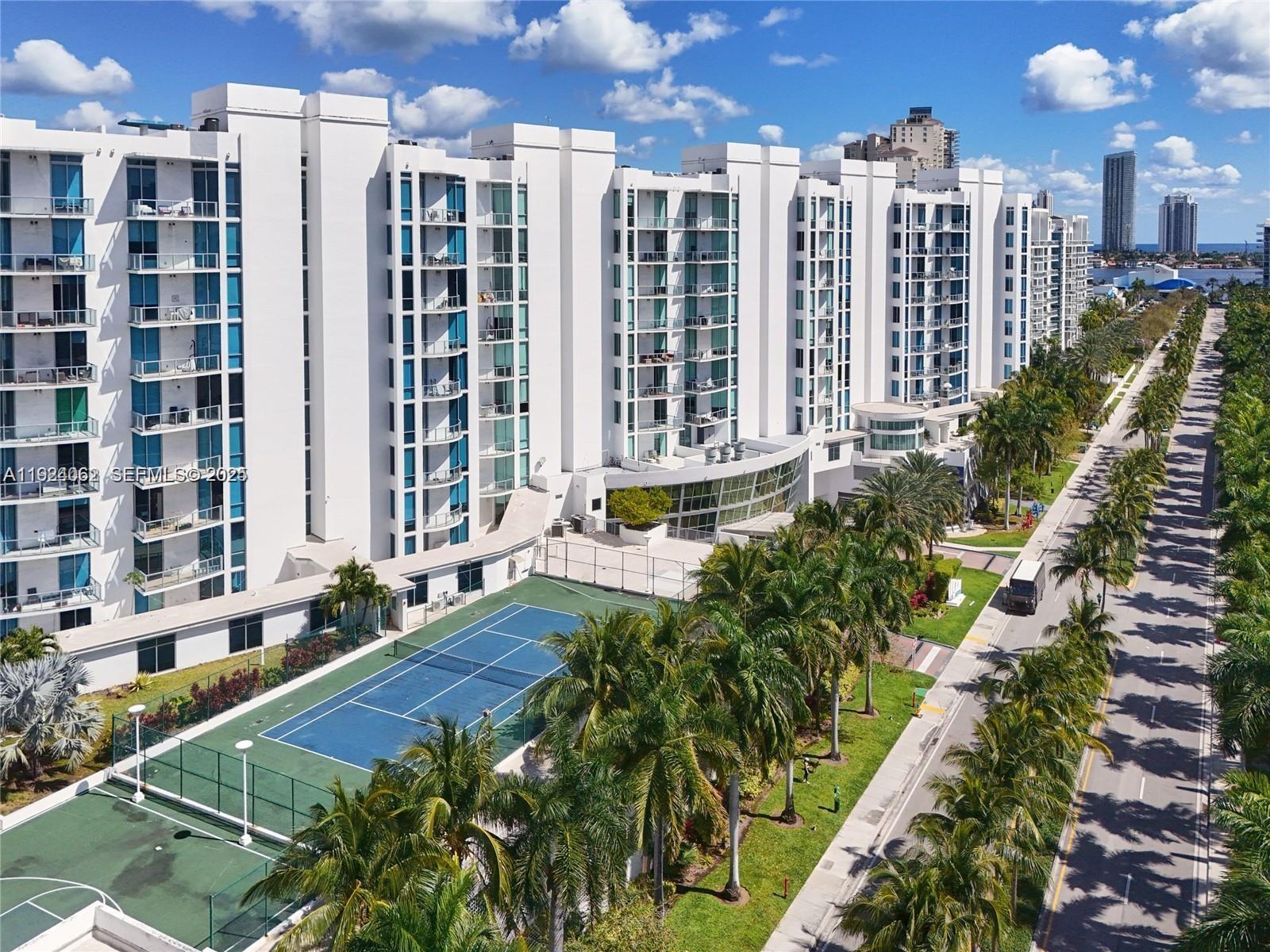 UPTOWN MARINA LOFTS CONDO - Residential