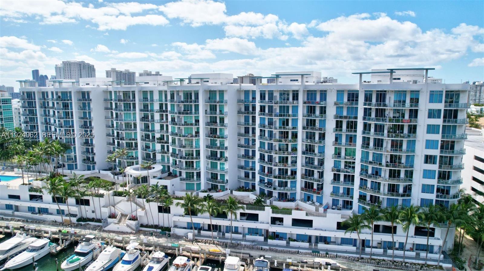UPTOWN MARINA LOFTS CONDO - Residential