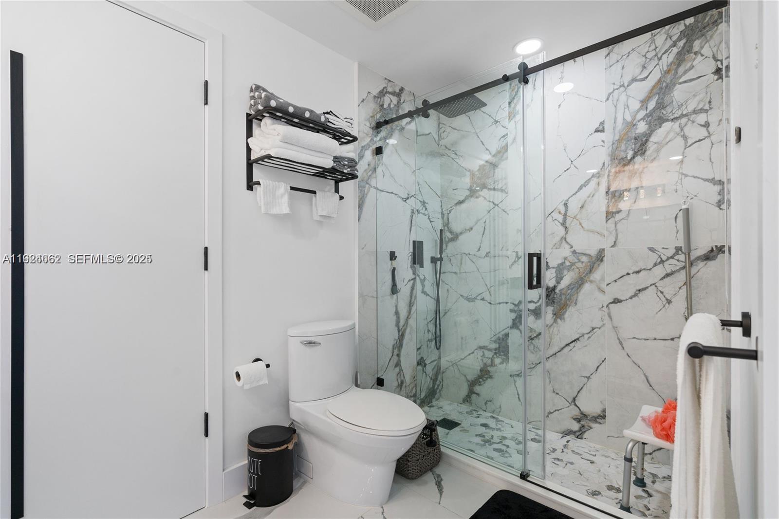 UPTOWN MARINA LOFTS CONDO - Residential