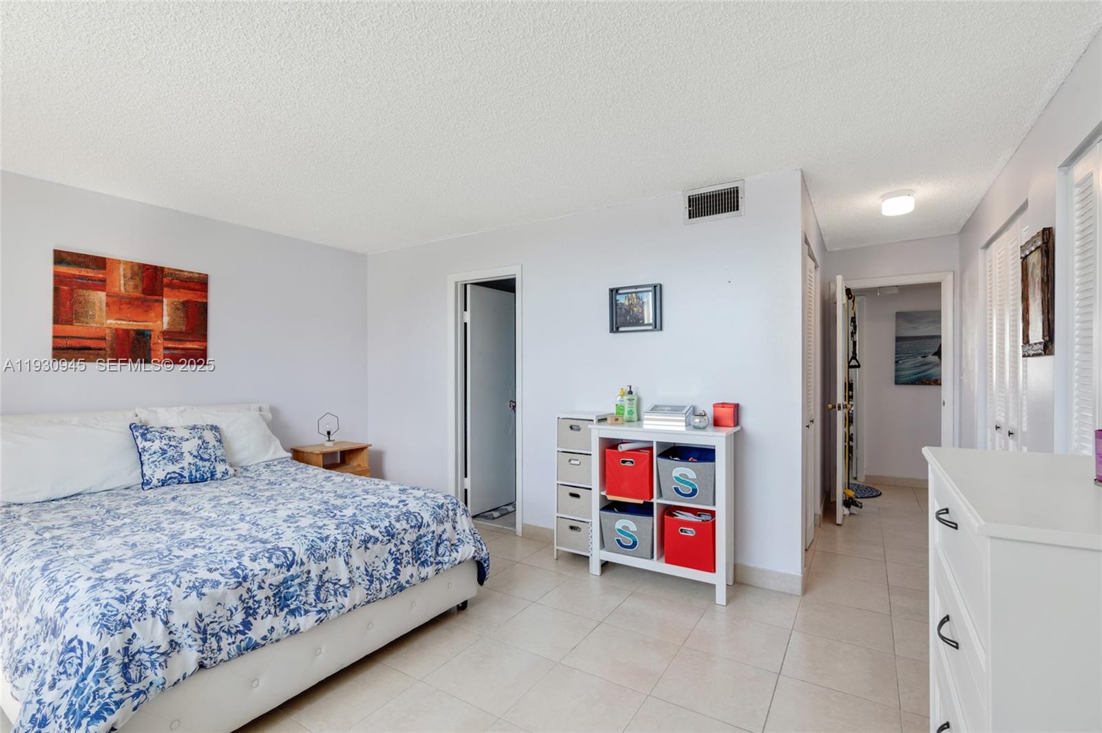 MEADOWBROOK LAKES VIEW CO - Residential Lease