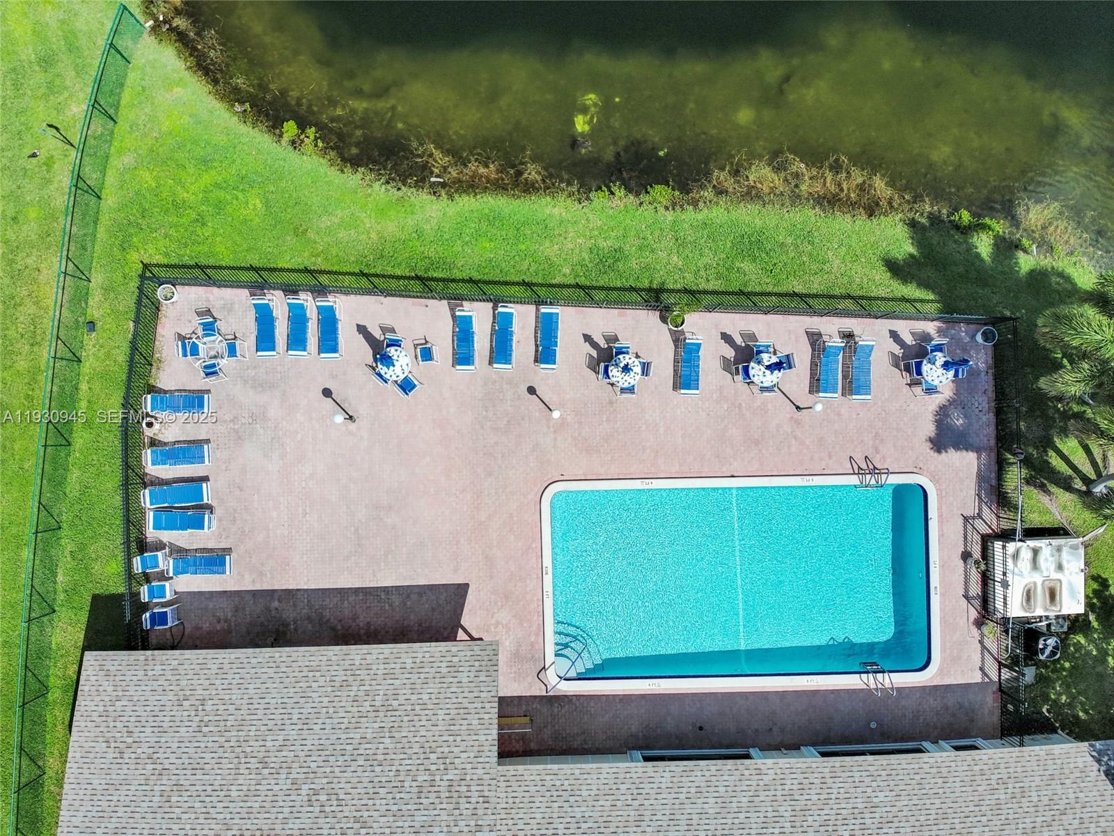 MEADOWBROOK LAKES VIEW CO - Residential Lease