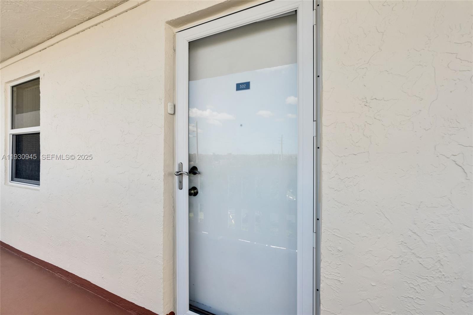 MEADOWBROOK LAKES VIEW CO - Residential Lease