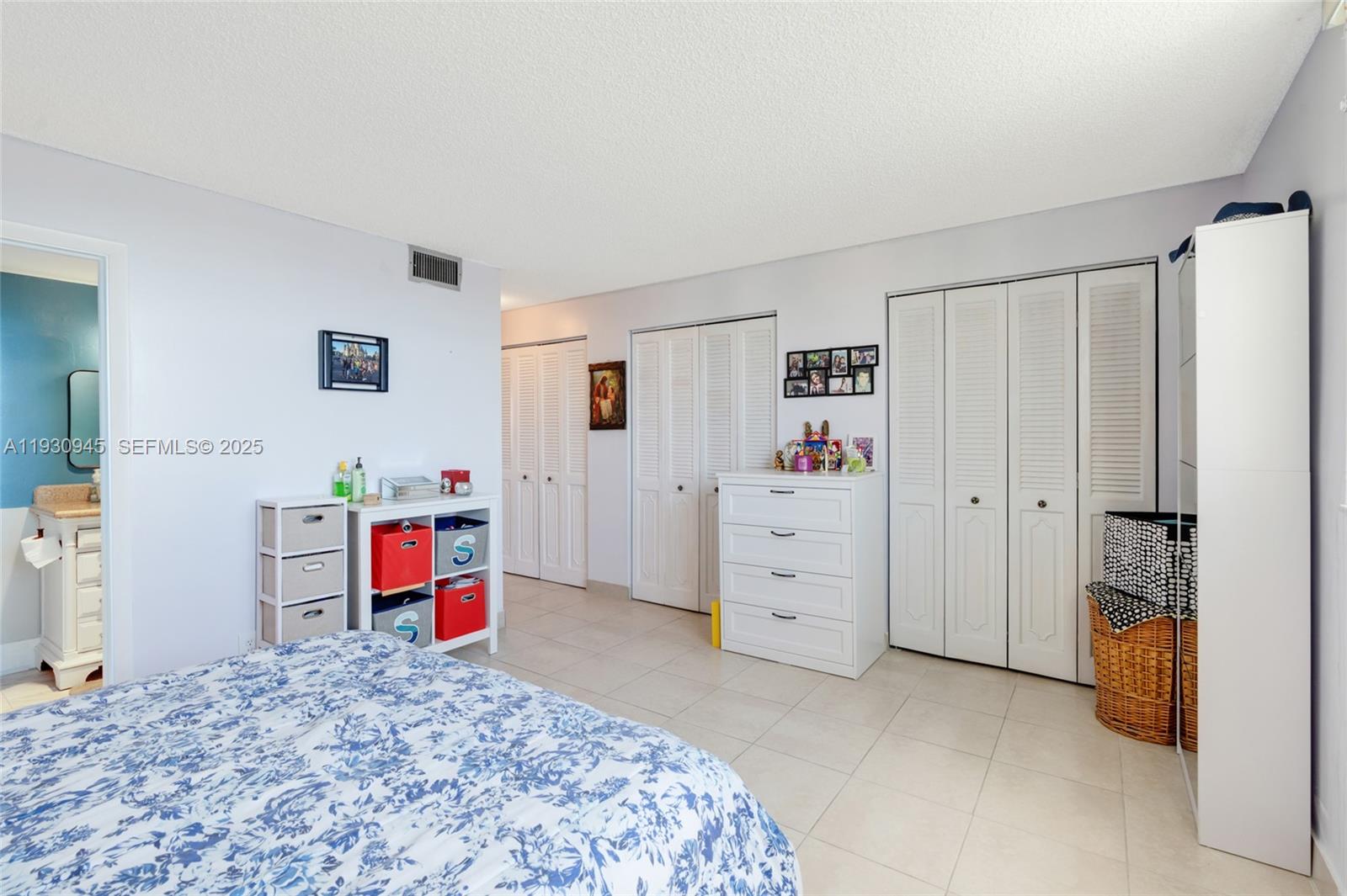 MEADOWBROOK LAKES VIEW CO - Residential Lease