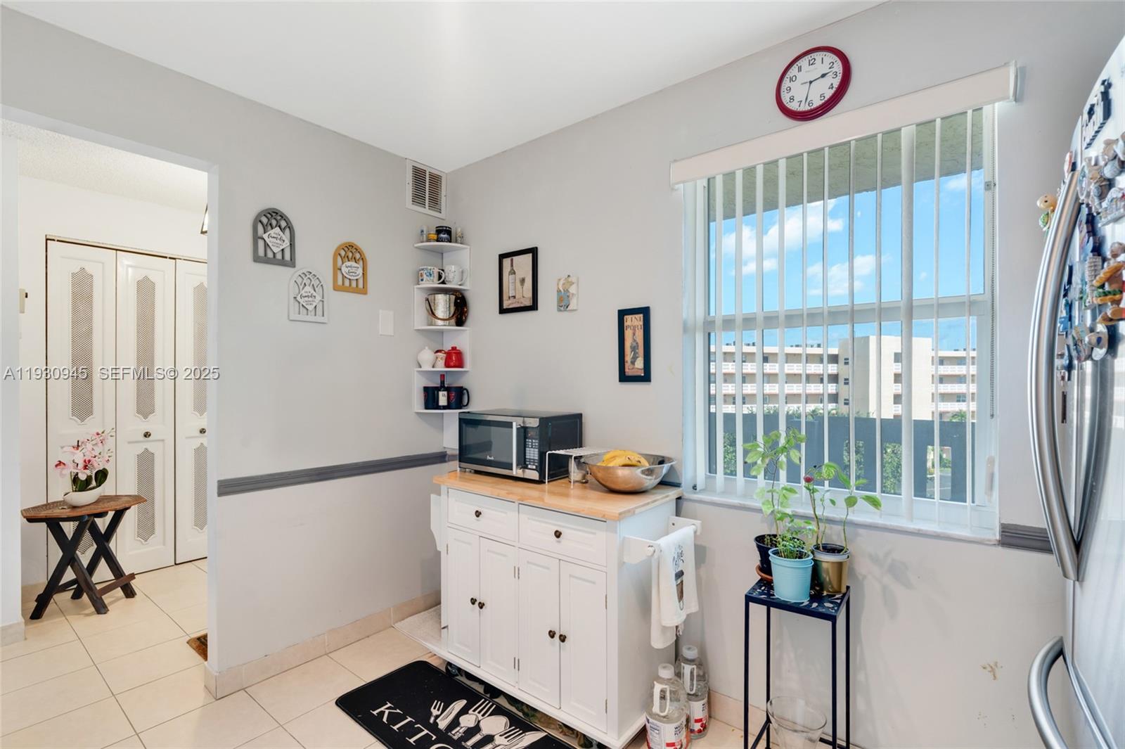 MEADOWBROOK LAKES VIEW CO - Residential Lease