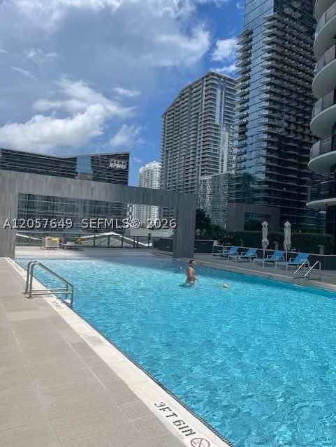 55 SW 9th St 4209