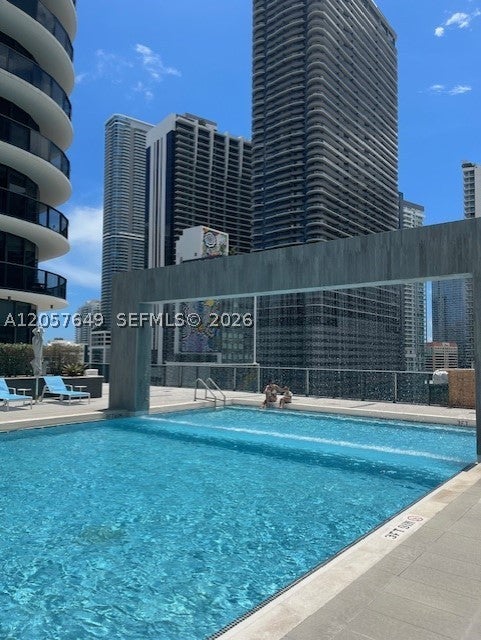 55 SW 9th St 4209