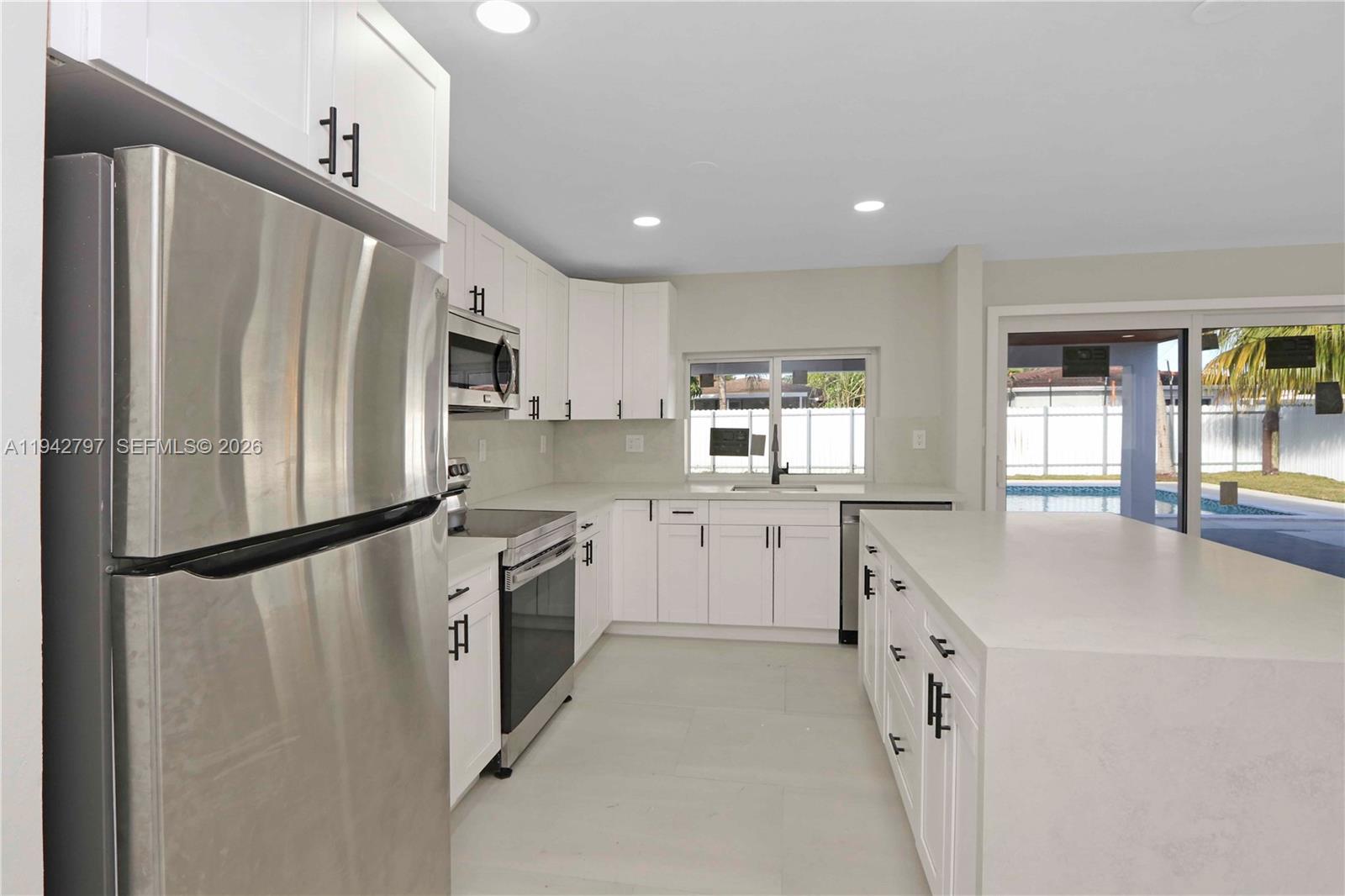 FAIRWAY LAKE SOUTH SEC 1 - Residential