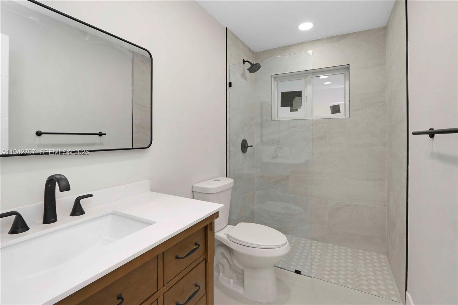 FAIRWAY LAKE SOUTH SEC 1 - Residential