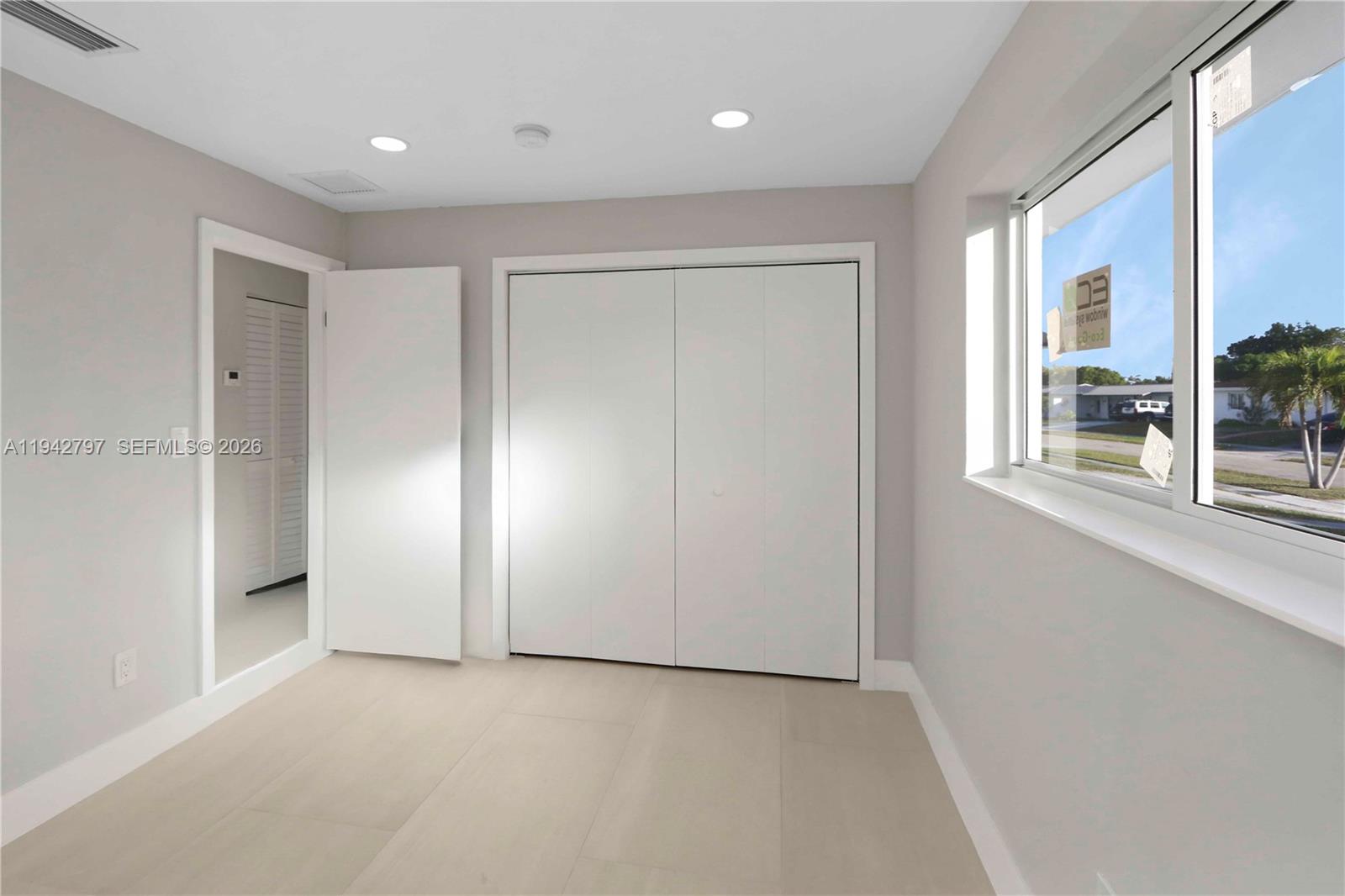 FAIRWAY LAKE SOUTH SEC 1 - Residential