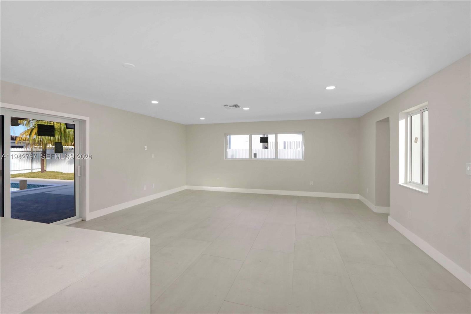 FAIRWAY LAKE SOUTH SEC 1 - Residential