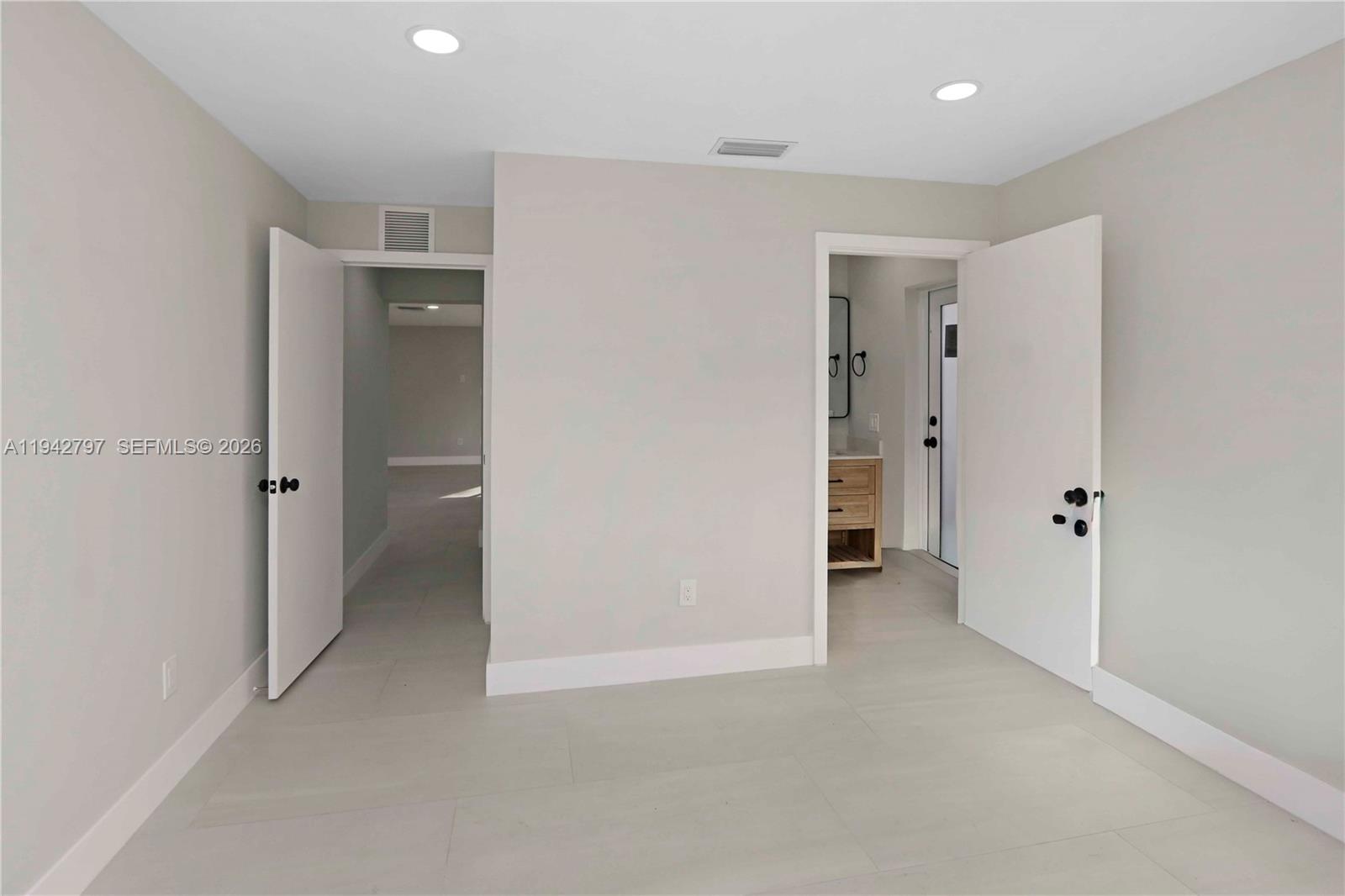 FAIRWAY LAKE SOUTH SEC 1 - Residential