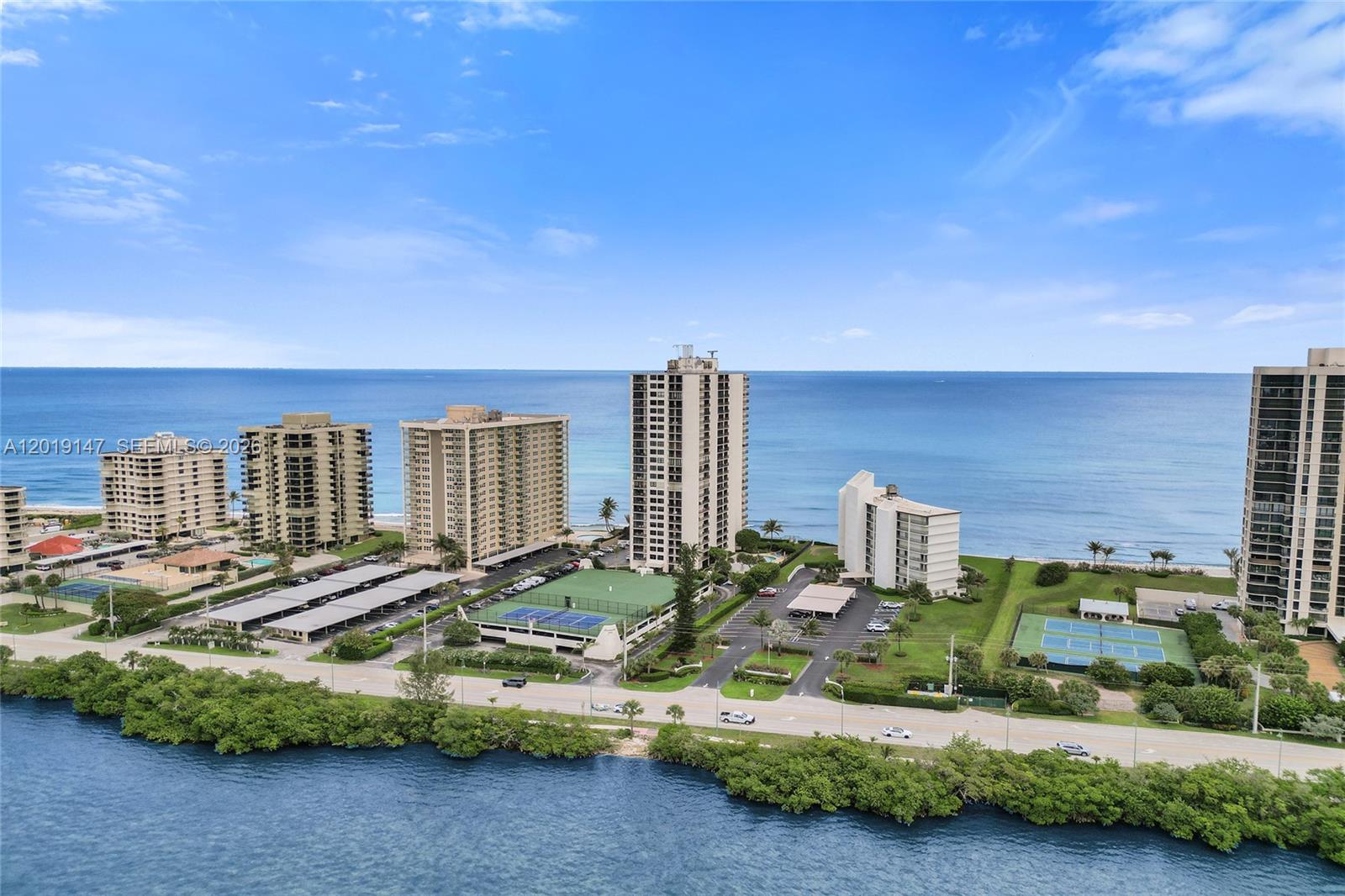 5420 N Ocean Dr 2201